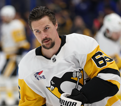 Erik Karlsson, Pittsburgh Penguins Defenseman skates in warmup